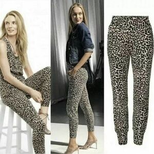 CAbi 5680 Leopard Spotted Jogger Pants Small Relaxed Fit Pull-On Animal Print